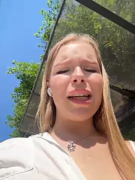 mur girl online show from June 2026 12:19:01 PM