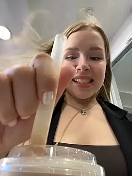 mur girl online show from July 2026 12:33:02 PM