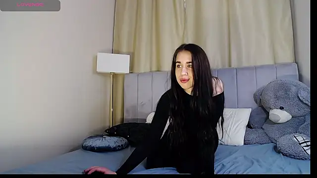 Erikka   online show from April 2026 07:09:02 AM