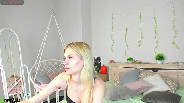 Cherry Price online show from June 2026 12:08:01 AM
