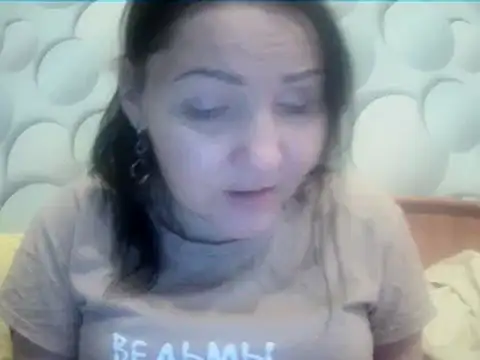 ClaireSunset online show from February 2026 06:05:01 PM