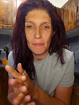 Lenchen  online show from April 2026 07:58:01 PM