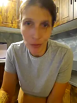 Lenchen  online show from June 2026 07:49:01 PM