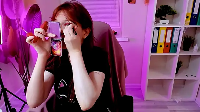 CarolGiggly online show from December 2025 02:05:01 AM