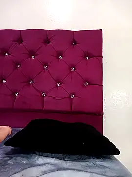 tiffany Bitch online show from March 2026 11:02:01 PM