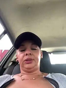 Aligoldbottom online show from January 2025 06:16:02 PM