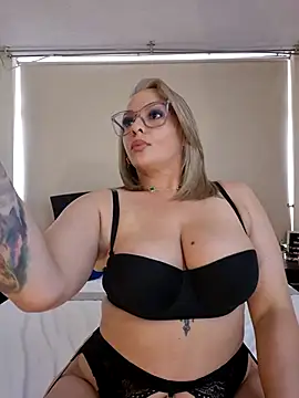 Aligoldbottom online show from March 2025 06:19:02 PM