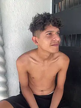 LiamGadiell online show from March 2026 07:10:02 PM