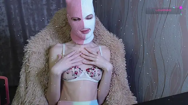 Domiiiniiicana online show from December 2024 02:16:02 PM