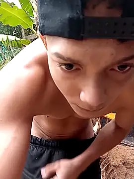 tayson  online show from March 2025 01:49:01 PM