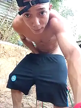 tayson  online show from September 2025 11:13:02 AM