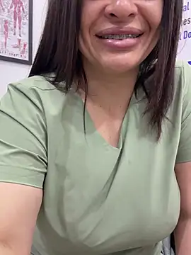 NATHALIA-28  online show from April 2026 12:32:02 PM