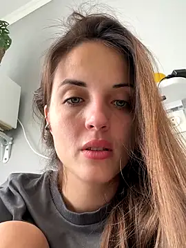 AmiLavs online show from October 2025 07:21:01 AM