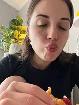 AmiLavs online show from March 2026 09:47:02 AM