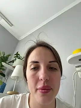 AmiLavs online show from April 2026 10:53:01 AM