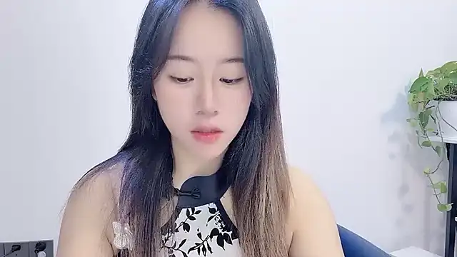 chloe-01 online show from February 2026 04:49:02 AM