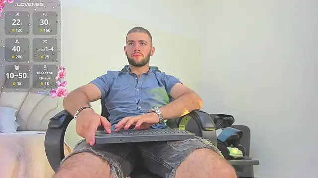 Snapshot of MaximusDick1_ chatting on July 2026 12:23:01 PM MaximusDick1 online show from July 2026 12:23:01 PM