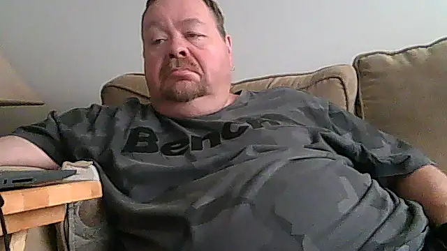 Snapshot of hitman_35 chatting on June 2026 09:26:01 PM hitman 35 online show from June 2026 09:26:01 PM