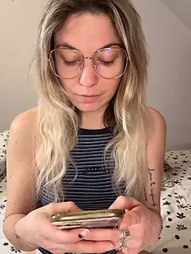 carlaaa online show from March 2026 09:54:02 PM