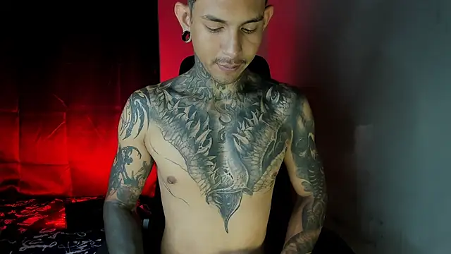 Travistanner 28 online show from April 2026 06:25:02 AM