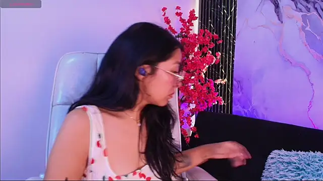 Valery wang online show from April 2026 11:43:01 AM