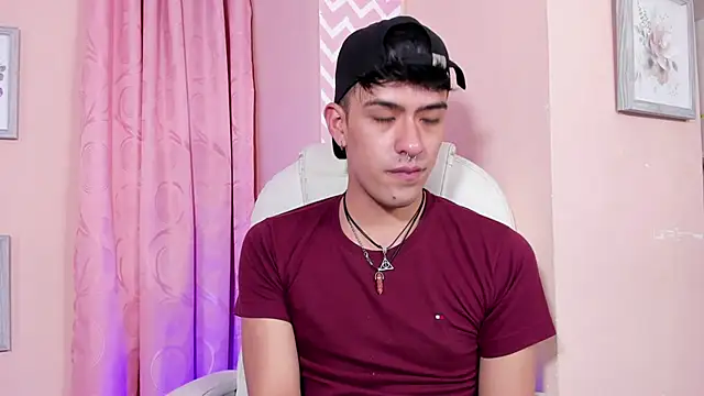 Snapshot of Ryan_Clark_ chatting on January 2025 08:01:01 PM Ryan Clark online show from January 2025 08:01:01 PM