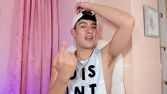 Snapshot of Ryan_Clark_ chatting on January 2025 08:04:01 PM Ryan Clark online show from January 2025 08:04:01 PM