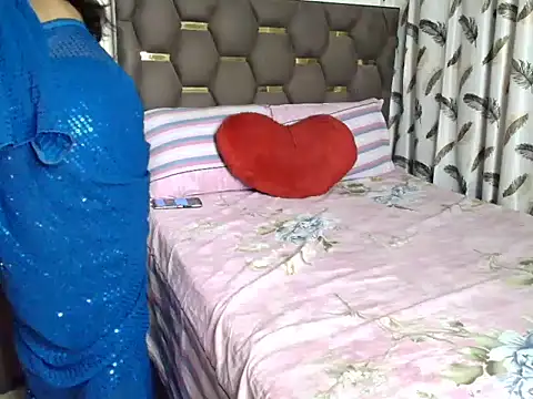 CUTE princess 143 online show from December 2025 02:04:01 PM