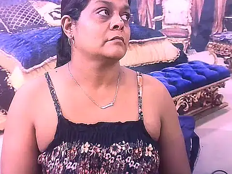 indianCherryPie online show from February 2026 05:25:01 AM