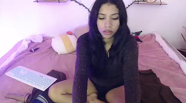 Snapshot of AmberJeong chatting on December 2024 08:49:01 PM AmberJeong online show from December 2024 08:49:01 PM