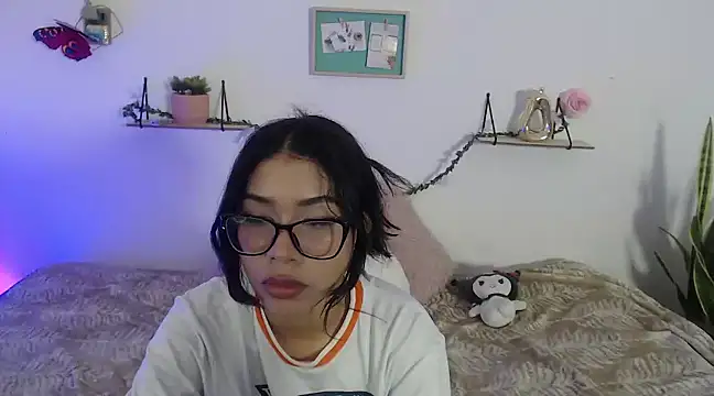 Snapshot of AmberJeong chatting on January 2025 02:11:02 AM AmberJeong online show from January 2025 02:11:02 AM