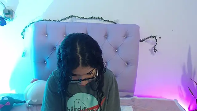 Snapshot of AmberJeong chatting on January 2025 01:52:01 AM AmberJeong online show from January 2025 01:52:01 AM