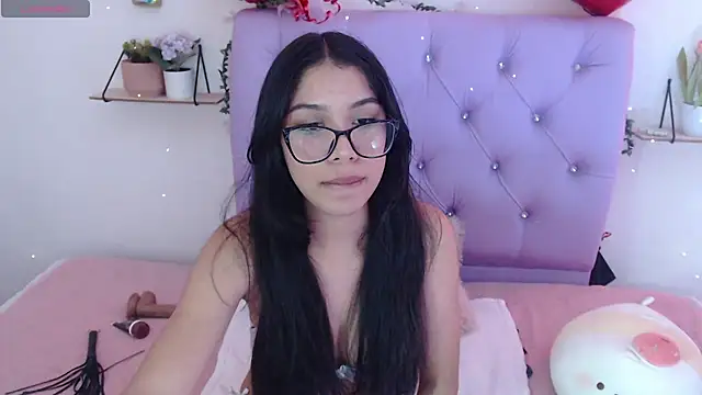 Snapshot of AmberJeong chatting on February 2025 01:36:01 AM AmberJeong online show from February 2025 01:36:01 AM