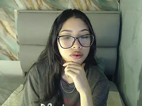 Snapshot of AmberJeong chatting on October 2025 05:54:02 PM AmberJeong online show from October 2025 05:54:02 PM