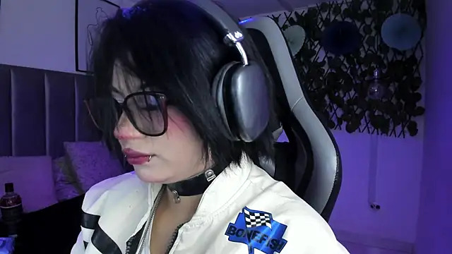 Snapshot of Kitty_Gang chatting on July 2026 01:08:01 AM Kitty Gang online show from July 2026 01:08:01 AM