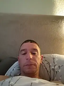 CoupleFun80x online show from June 2026 07:22:01 AM