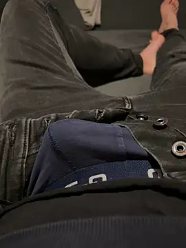 mrniceguy198 online show from March 2026 08:12:02 PM