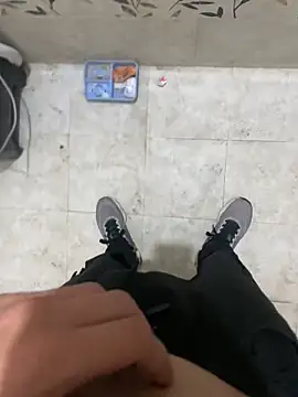 Snapshot of wknows2 chatting on January 2026 07:56:02 PM wknows2 online show from January 2026 07:56:02 PM