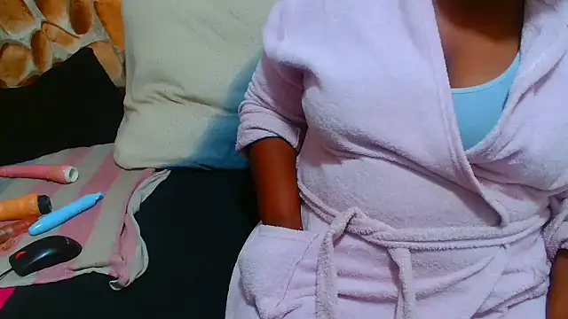 AfricanBigAssxx98 online show from March 2026 01:28:02 PM