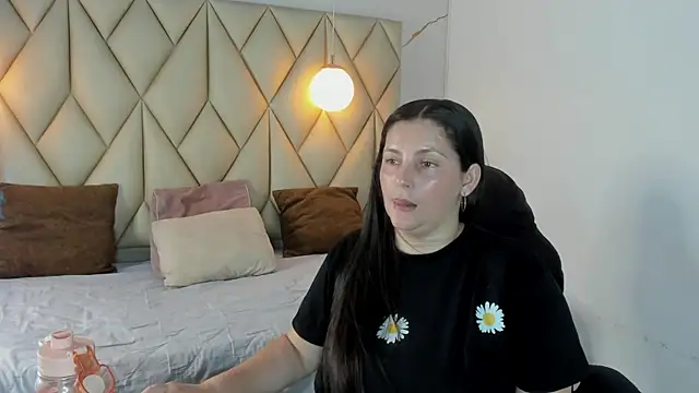 angelswets online show from July 2026 02:54:02 PM