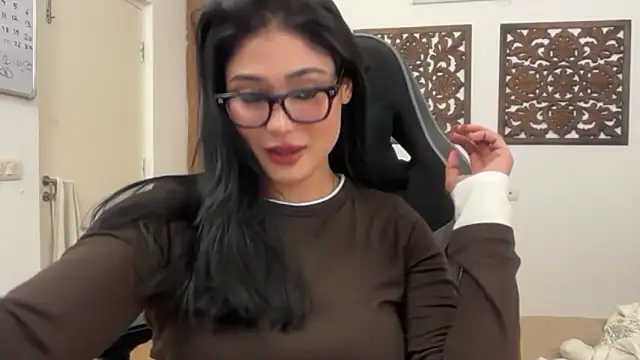 GoddessAnna online show from December 2025 05:53:01 PM