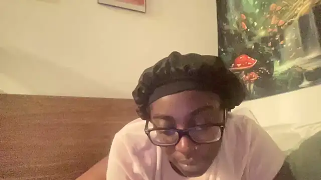 Snapshot of AveryJ99 chatting on March 2025 03:44:02 AM AveryJ99 online show from March 2025 03:44:02 AM