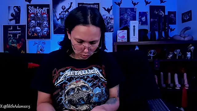 lilith-deveraux online show from April 2026 05:39:02 PM