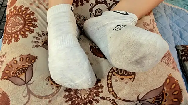 Eilin clio online show from July 2026 01:03:01 PM