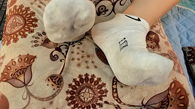 Eilin clio online show from July 2026 07:09:01 PM