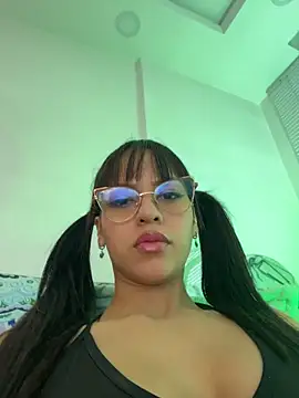 Snapshot of AnaSofia_07sv chatting on June 2026 06:01:01 AM AnaSofia 07sv online show from June 2026 06:01:01 AM