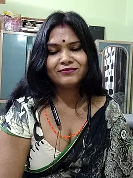 yoursweety09 online show from November 2025 03:00:01 PM