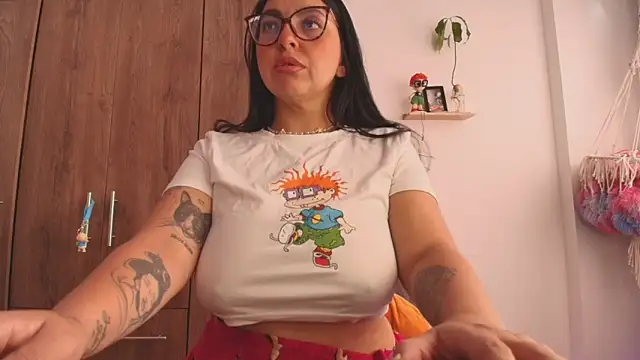 Vioolletta online show from April 2026 04:52:01 PM