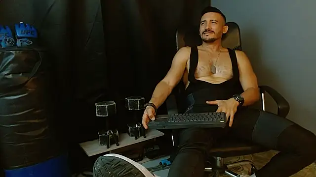 Reiko 85  online show from March 2026 02:43:01 PM