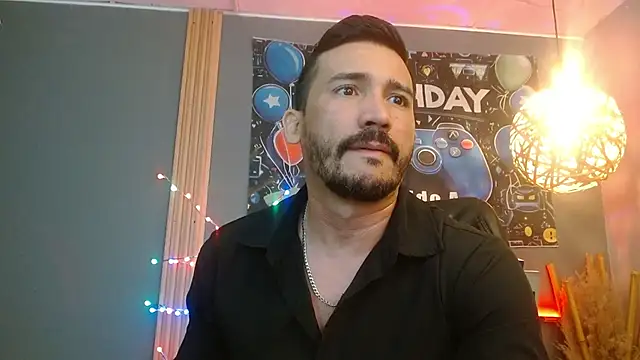 Reiko 85  online show from April 2026 02:40:01 PM